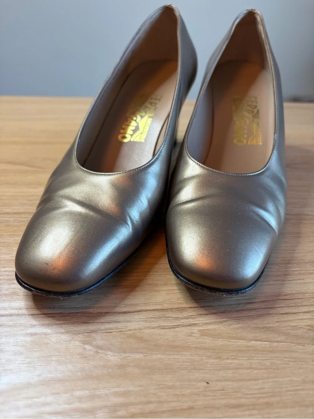 Salvatore Ferragamo Metallic Bronze Leather Block Heel Pumps Size 9 B Italy